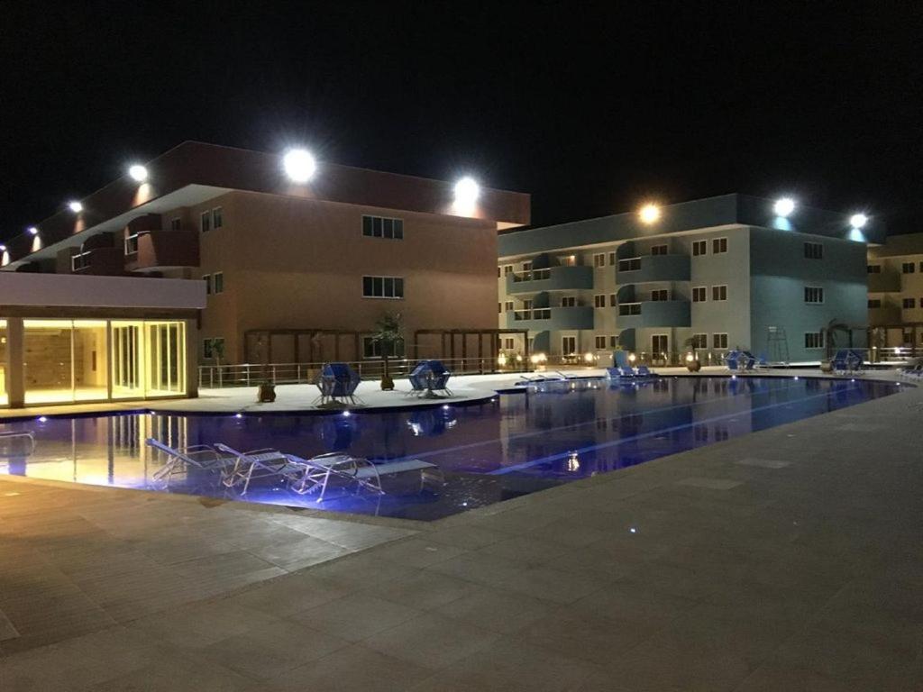 Flat Com Praia Privativa E Lazer Total Em Arraial Arraial do Cabo Eksteriør billede